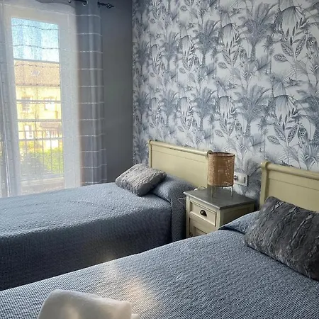 Costa Reinante Lua Catedrales Apartman